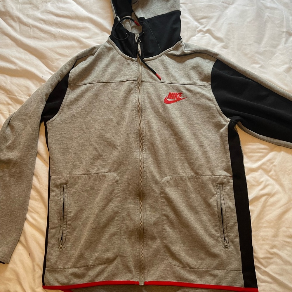 Nike dri-fit jacket. Hood. Size L. Gray/black/red
